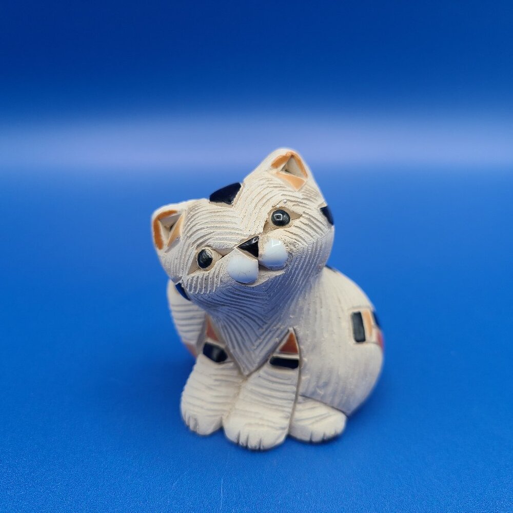 Artesania Rinconada Vintage Calico Cat Kitten Scratching Ear 191B Retired